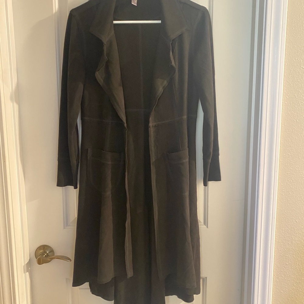 Chic Black Trench Coat for Women